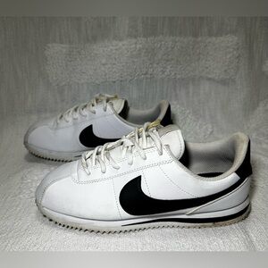 Nike kids  Classic White and Black Sneakers